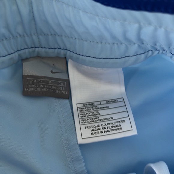 Nike Shorts S (4-6) - Picture 8 of 16